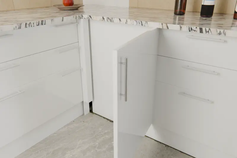 Choosing cabinets for a kitchen – what are the best kitchen cabinet materials?