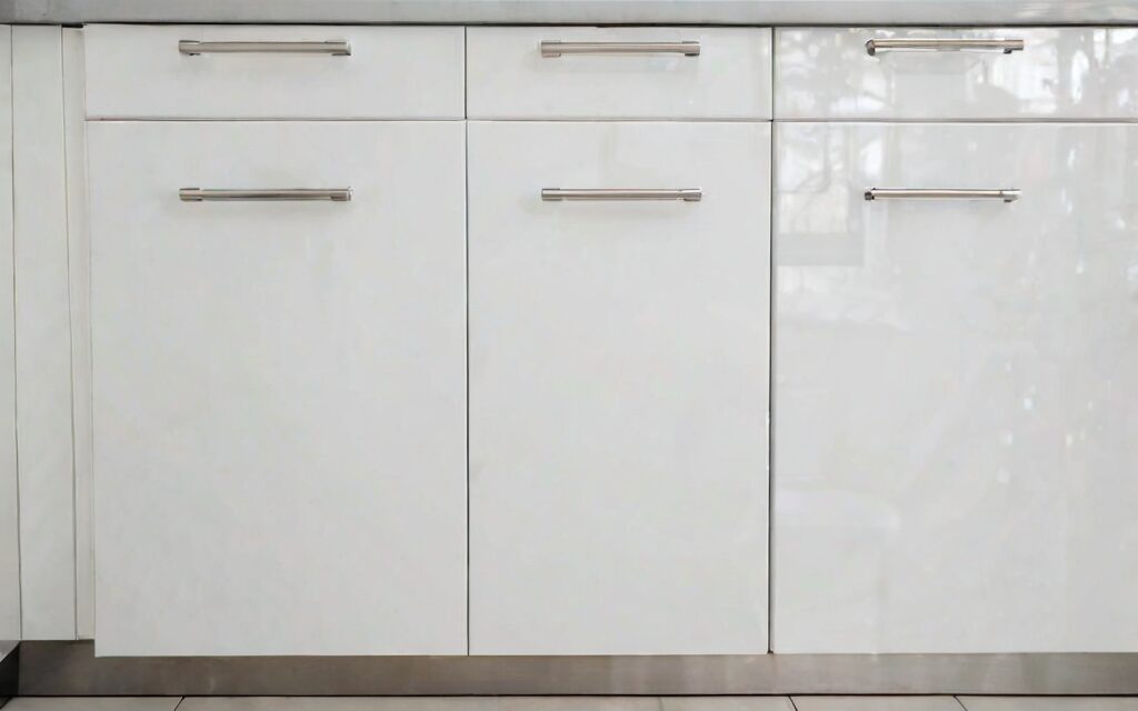 corner base cabinet with soft-close drawers and T-bar handles